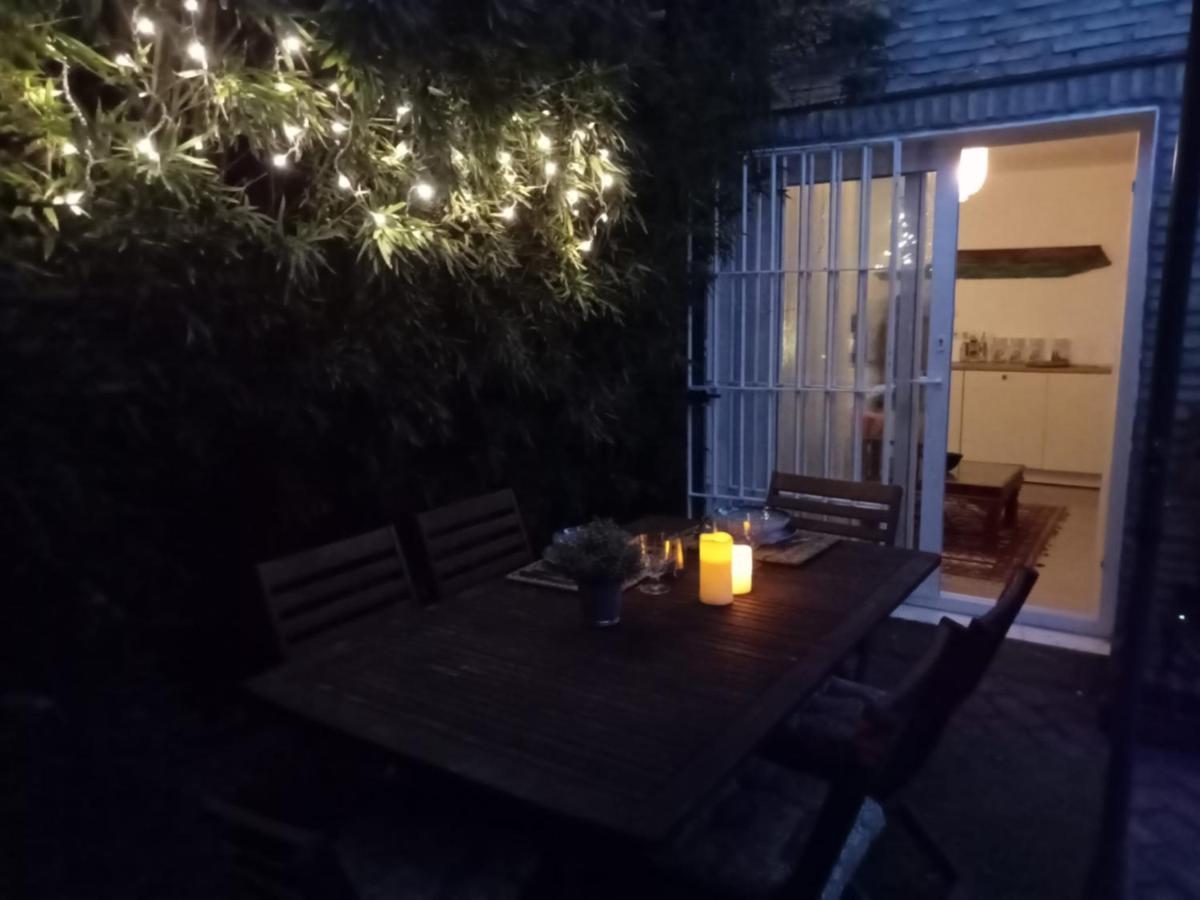 Dormir Entre Limones, Casa De Invitados En Vivienda Familiar Dos Hermanas Luaran gambar